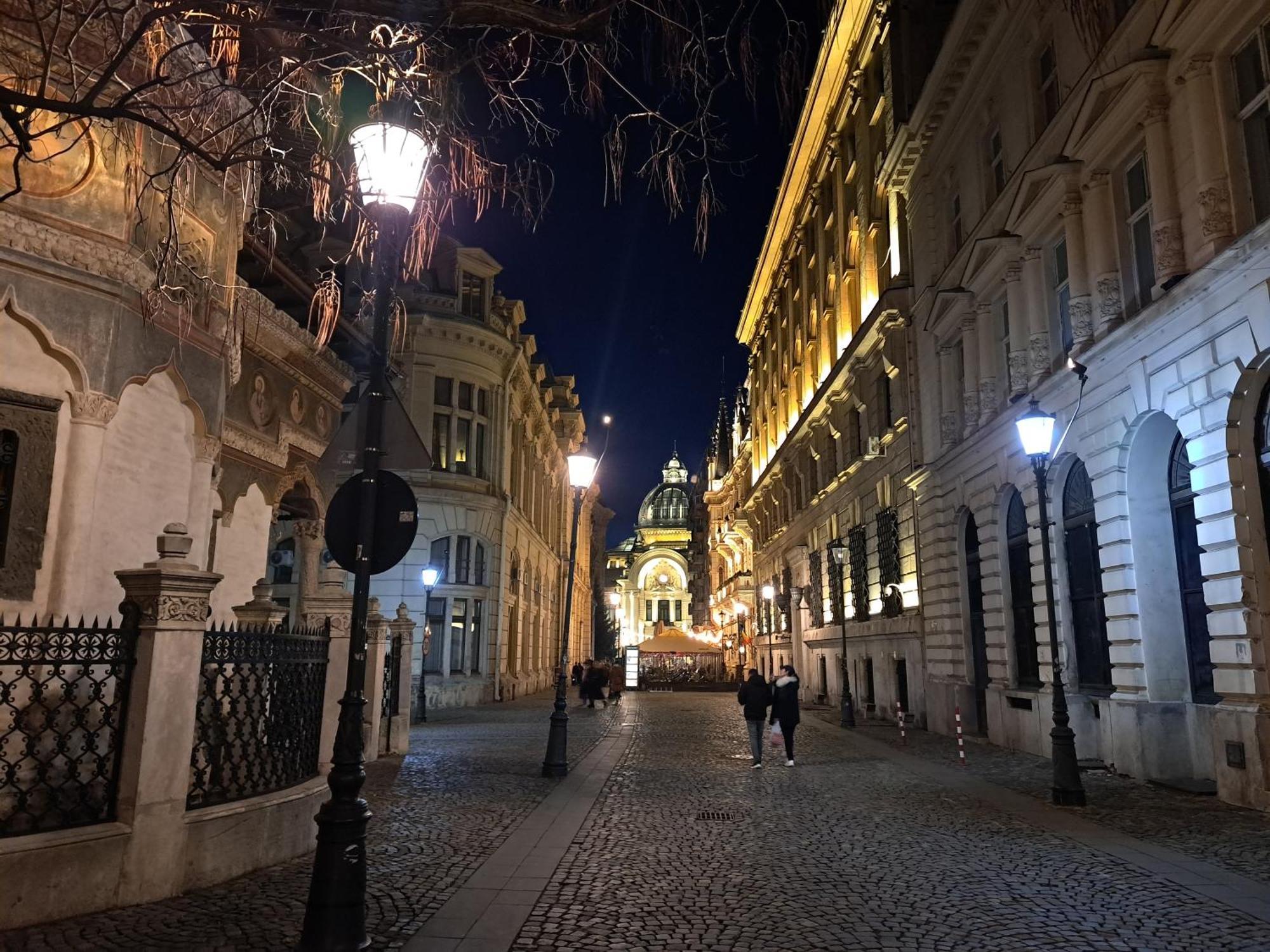 شقة Amytis Flat Old City بوخارست المظهر الخارجي الصورة
