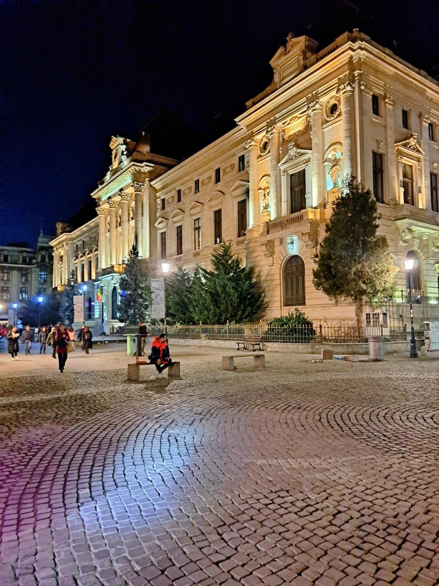 شقة Amytis Flat Old City بوخارست المظهر الخارجي الصورة